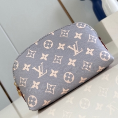 LV Clutch Bags